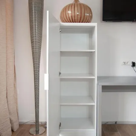 Theatre View Apartament *