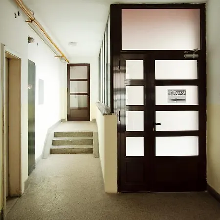 Theatre View Apartment *