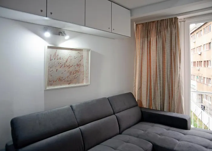 Theatre View アパート *